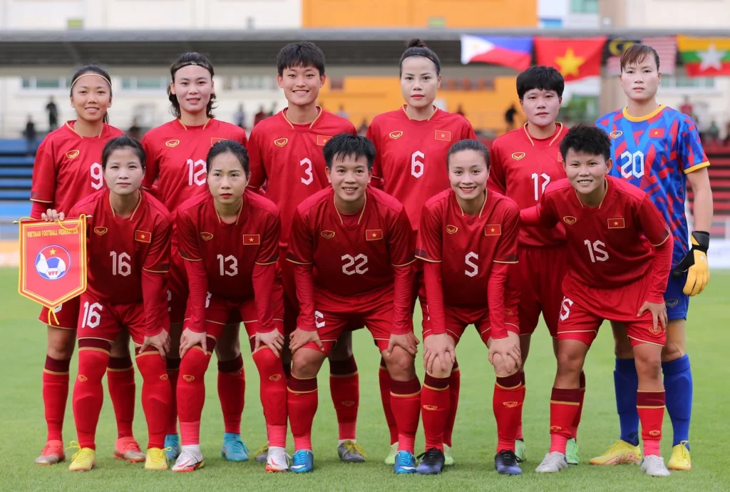 Đội tuyển bóng đá nữ Việt Nam lần đầu tiên giành chức vô địch vào năm 2009